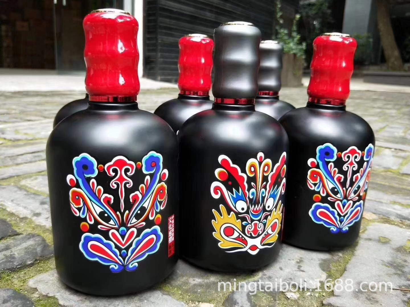 喷涂金属黄白酒瓶两侧带耳朵玻璃酒瓶500ml空酒瓶