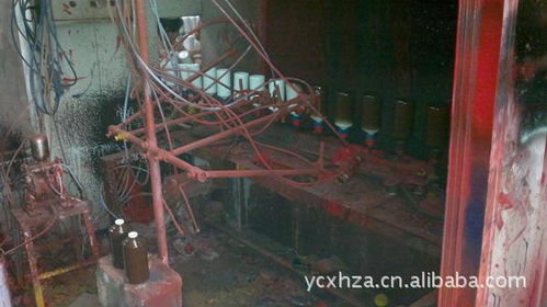 玻璃酒瓶的生产流程及彩色白酒瓶的喷涂工艺